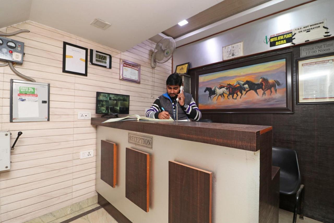 Oyo 24723 Hotel Atul Palace Agra  Εξωτερικό φωτογραφία
